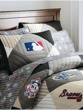 Pottery Barn Teen MLB Patch Quilted Comforter and Sham